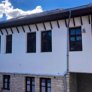 Casa de hóspedes Miziriguesthouse
