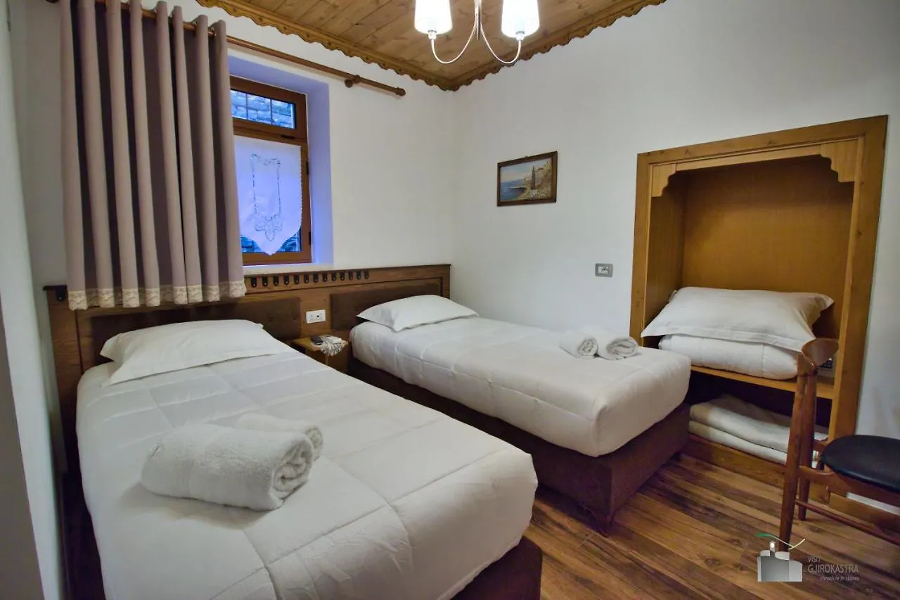 Hotel Praga Gjirokastër